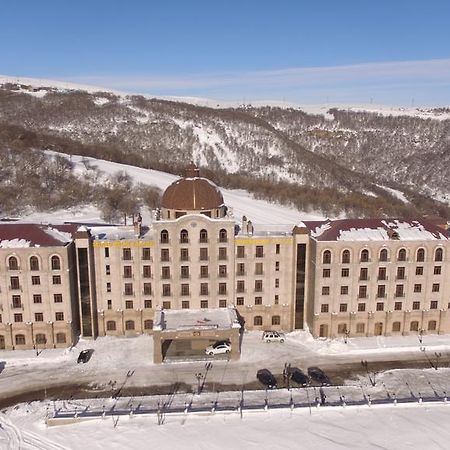 Golden Palace Hotel Resort & Spa Gl Tsaghkadzor Eksteriør billede