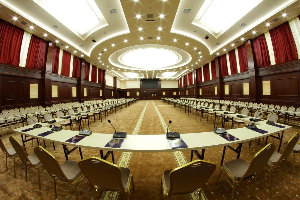 Golden Palace Hotel Resort & Spa Gl Tsaghkadzor Eksteriør billede