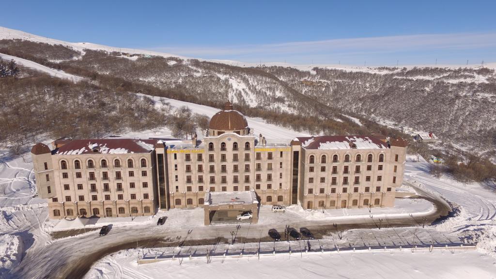Golden Palace Hotel Resort & Spa Gl Tsaghkadzor Eksteriør billede